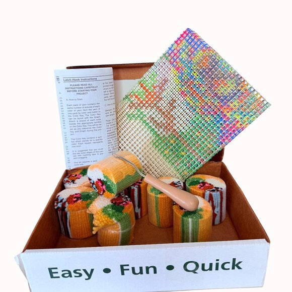 Latch Hook Golden Retriever Kit DIY Craft Puppy Dog Caron WonderArt Flower Pup - Picture 7 of 8